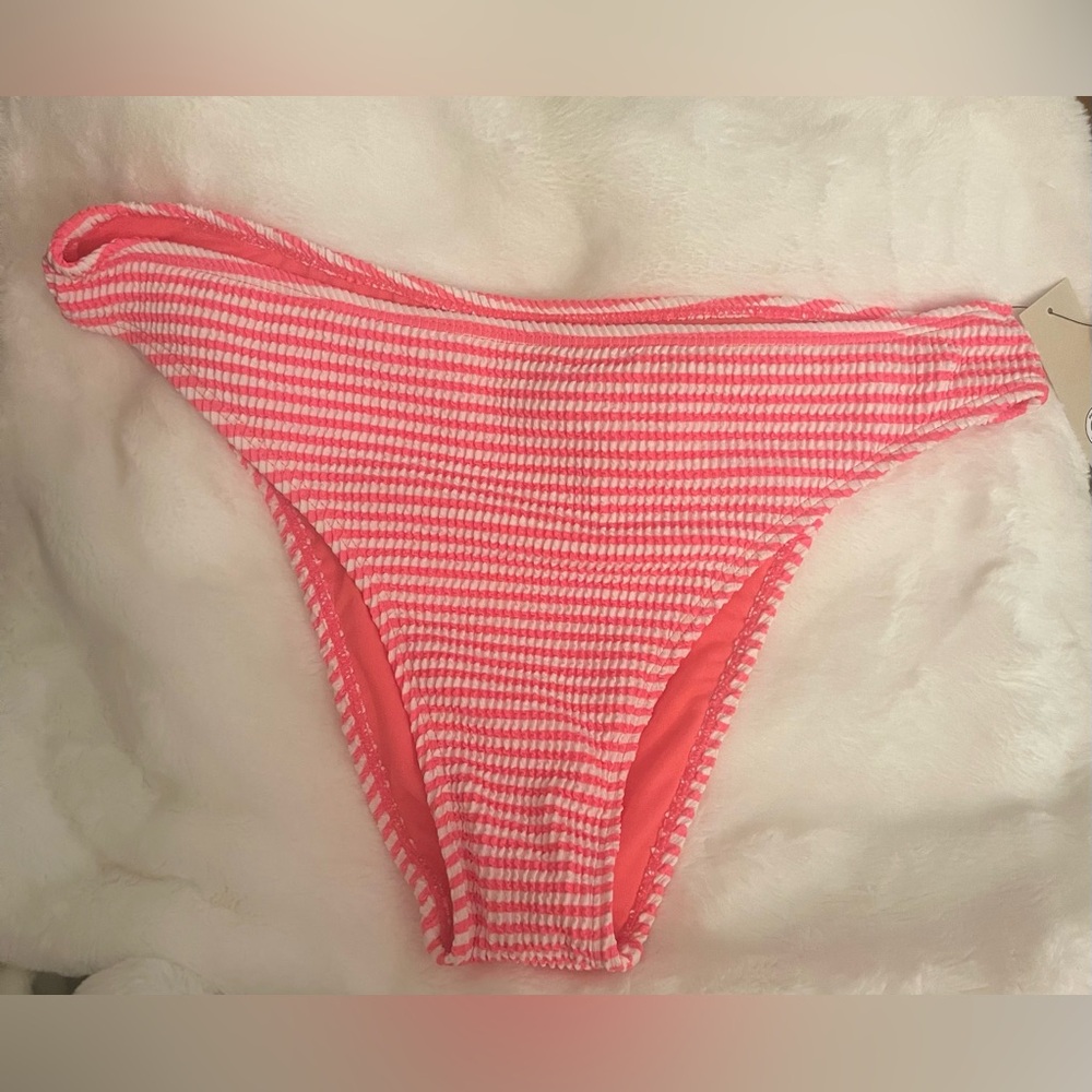 💖🤍No Boundaries Red and White Striped Bikini Bottom - Picture 4 of 8